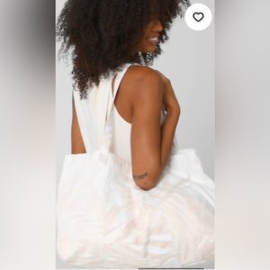 Z Supply Playa Palm Tote